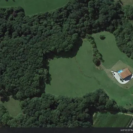 Vila Maison Au Milieu De 9 Hectares Avec Piscine Chauffee *
