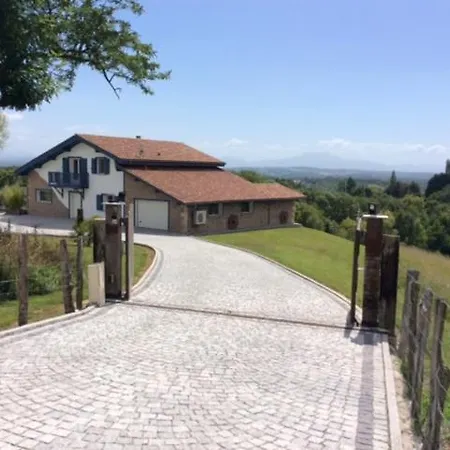 Maison Au Milieu De 9 Hectares Avec Piscine Chauffee Vila *